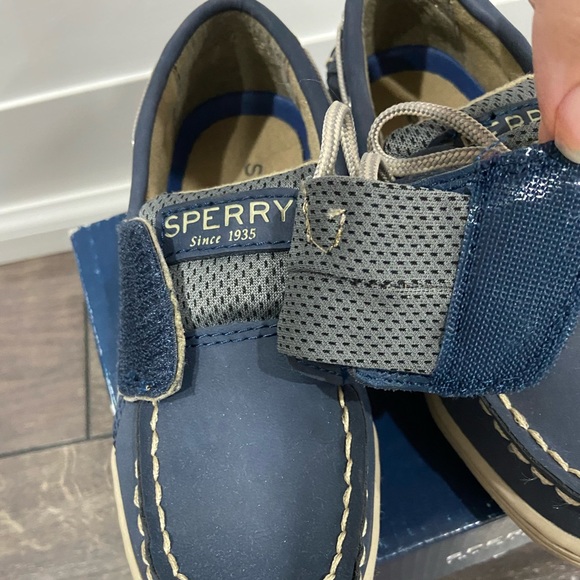 Like New (Worn Once) Navy Sperry Billfish Boys/Kids Leather Shoes Sneakers Sz 11 - Picture 4 of 6